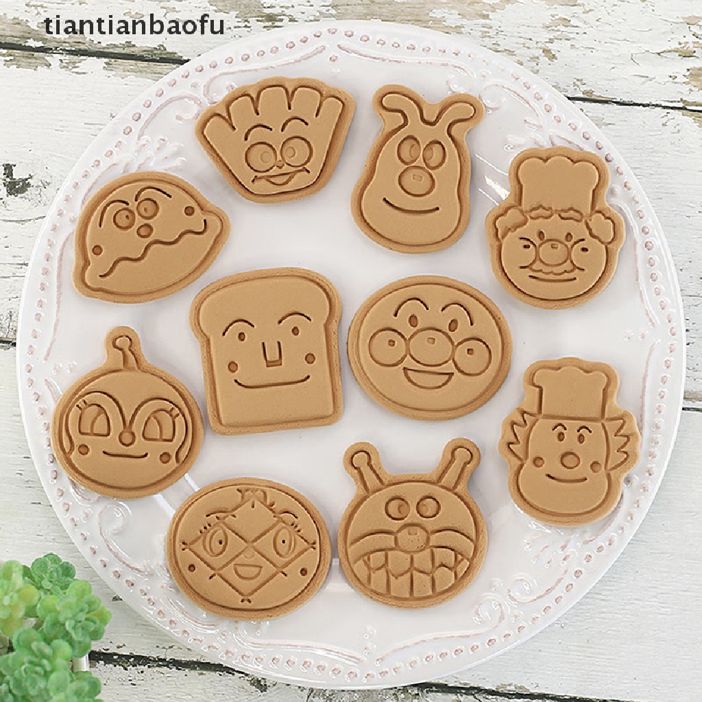 10 Pcs Cetakan Pemotong Kue Cookies Desain Run Kingdom Dessert