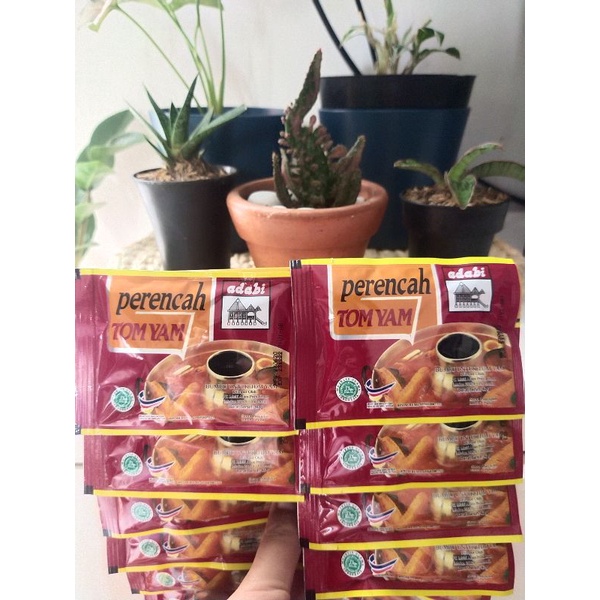

Tomyam Adabi 1 Pack (16pcs )Tom Yam Perencah / Bumbu Tomyam / Bumbu Shabu-Shabu Adabi