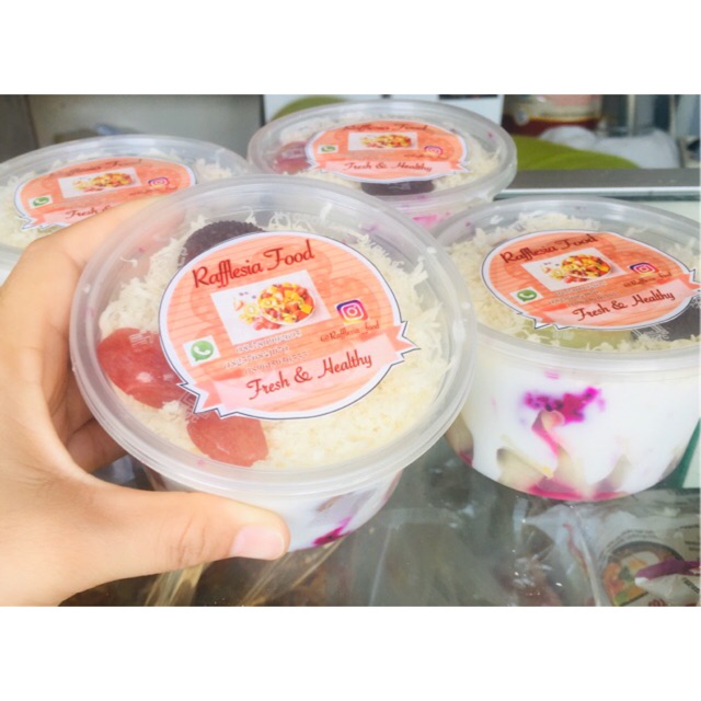 

Salad buah size 300 ml