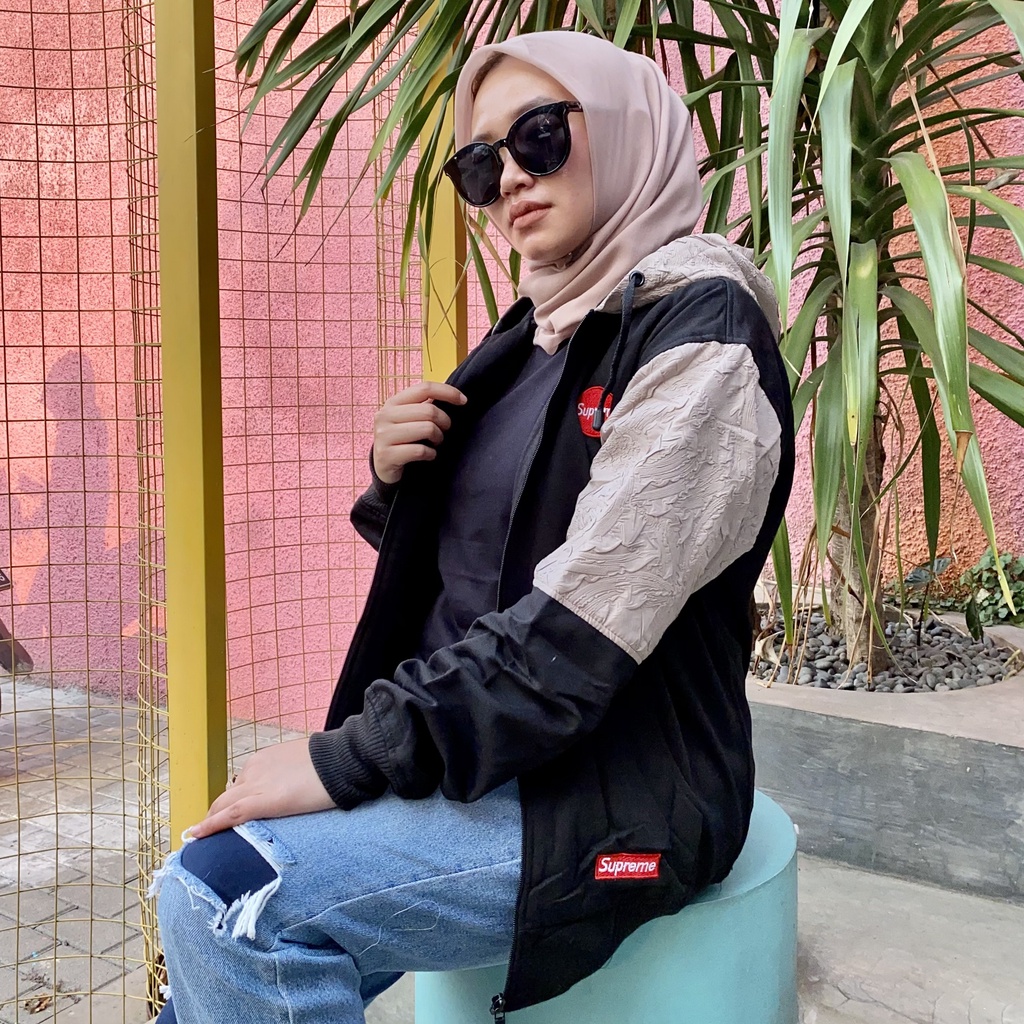 Jaket Sweater Zipper Bordir Kombinasi Qwilting HITAM SUPRE-M