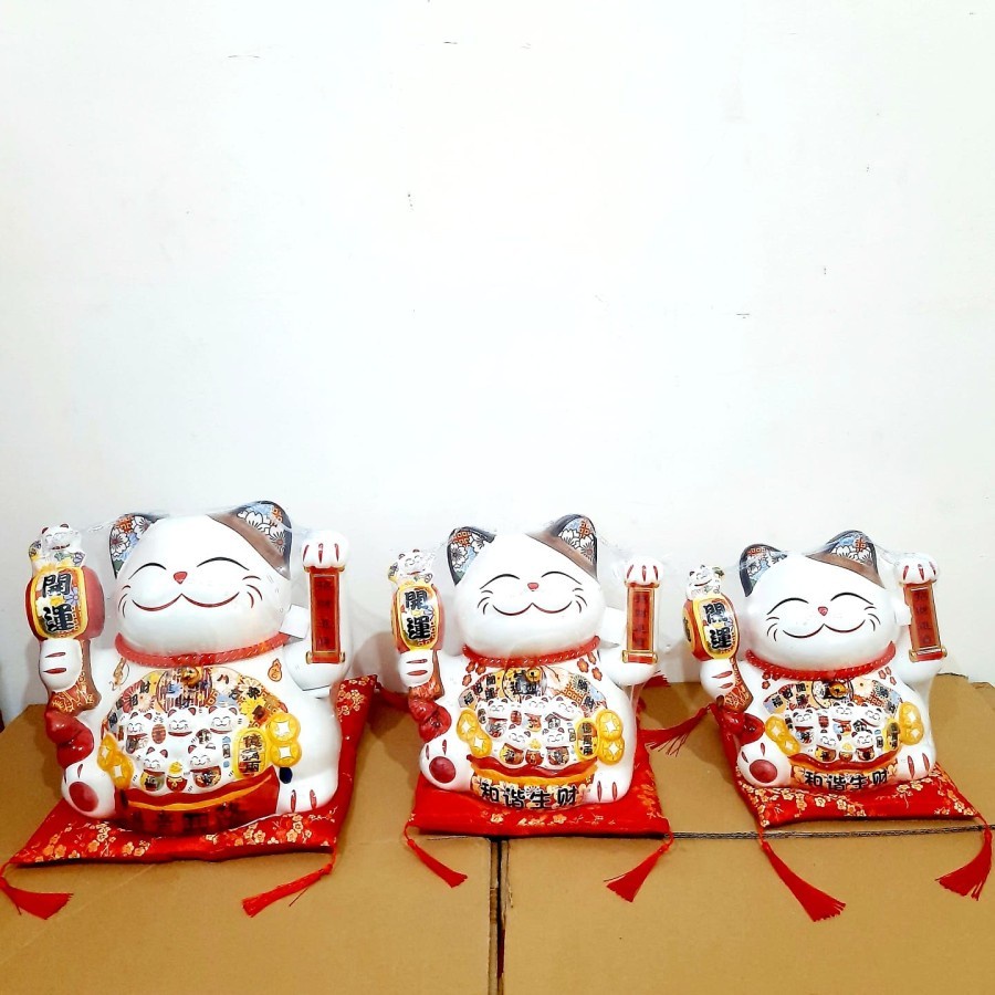 MANEKI KUCING LUCKY PAJANGAN KUCING MANEKI NEKO KADO