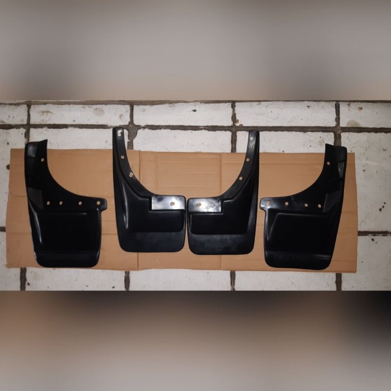 Karpet Roda Mud Guard ISUZU Panther Kotak
