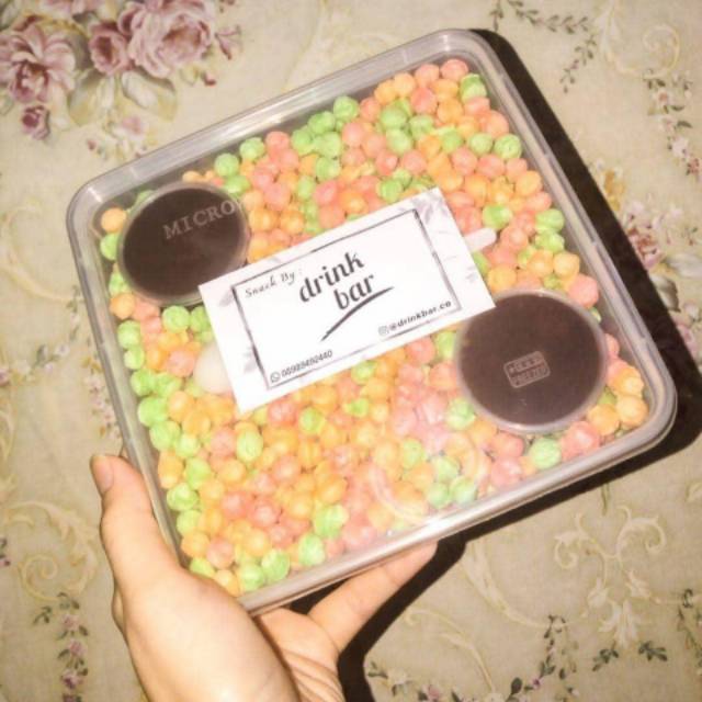 

Nyam-nyam / Choco Rainbow ovomaltine besar