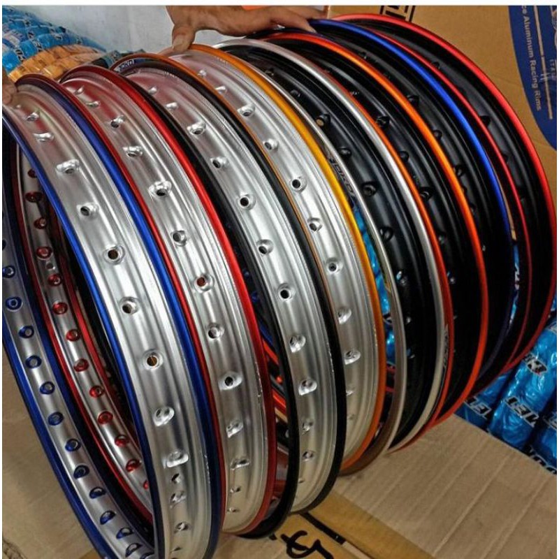 Ring 17 yoko ukn140 rata DB