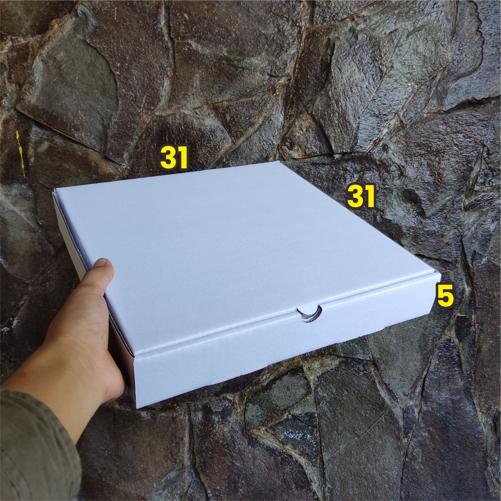 

100 pcs Kardus Pizza Berbagai Warna 31x31x5 cm