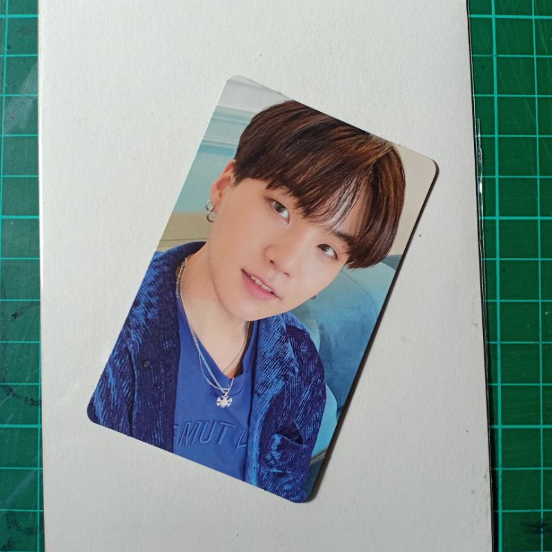 PC Random SUGA BE Essential