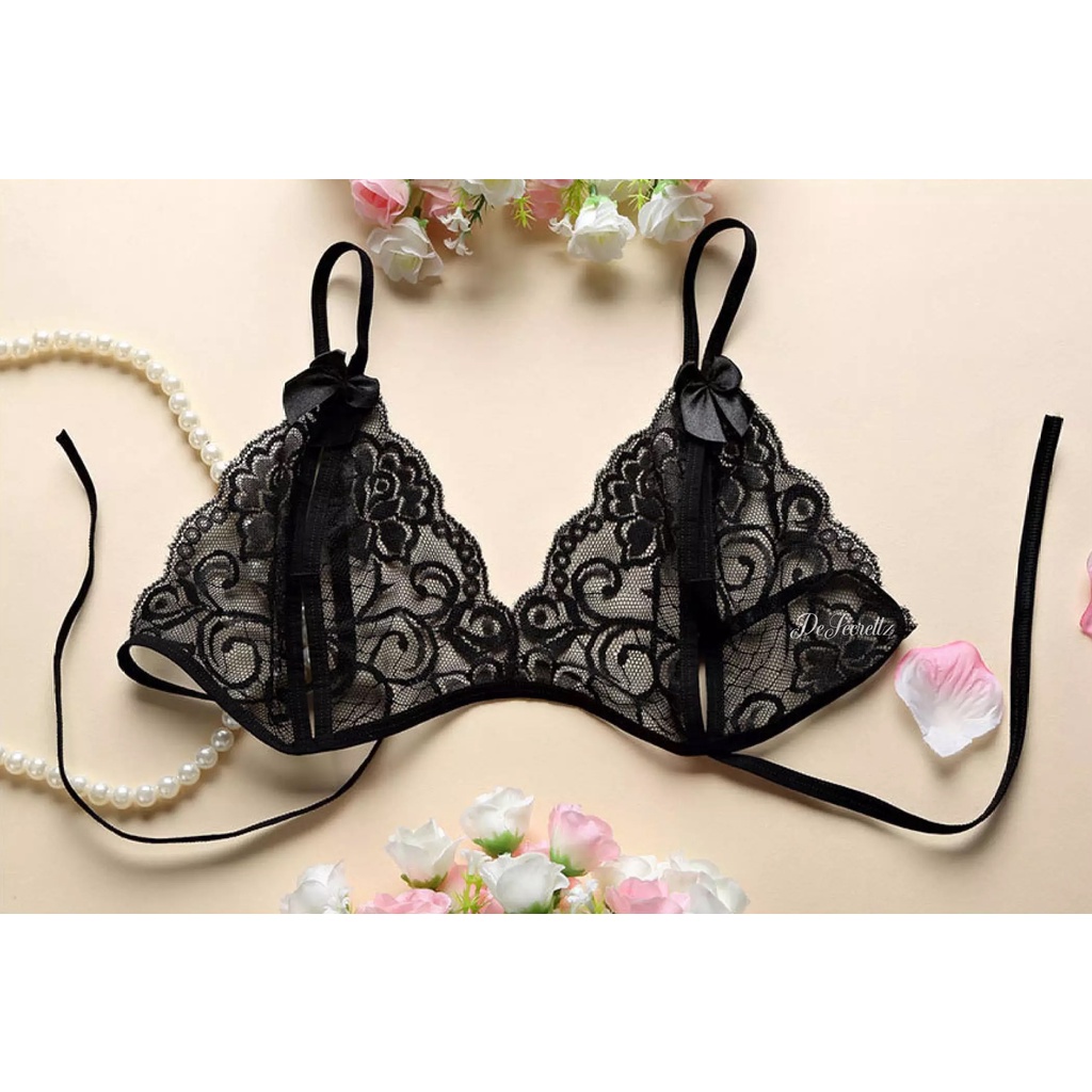 DeSecrettz LILY Lingerie Sexy Model Bra Set Transparan Dengan Open Crotch G String, Soft Lace Bikini