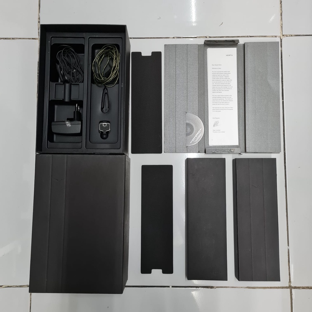 Box Vertu Ascen Original Lengkap Sertifikat Disc Charger Earphone