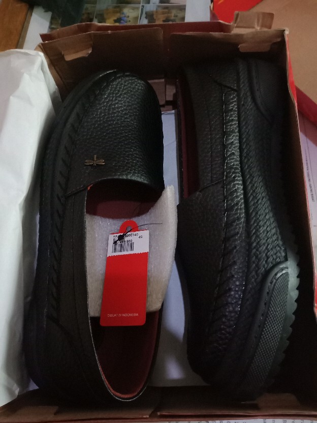 Triset Sepatu Wanita Size 36-40
