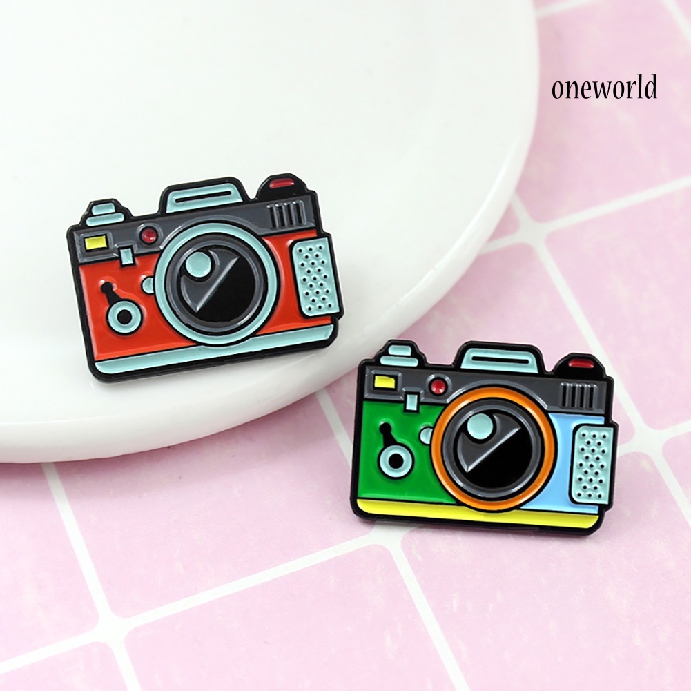 OW@ Cartoon Multicolor Camera Badge Collar Lapel Brooch Pin Clothes Jewelry Decor