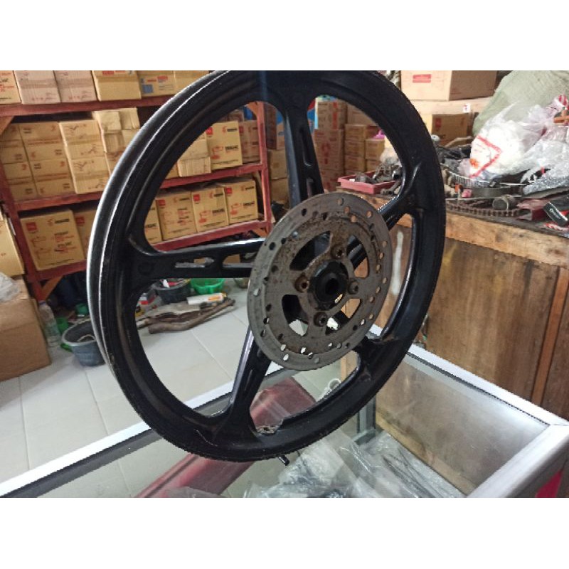 Velg depan Jupiter z mx new original copotan VELG DEPAN ORIGINAL JUPITER MX Z NEW COPOTAN