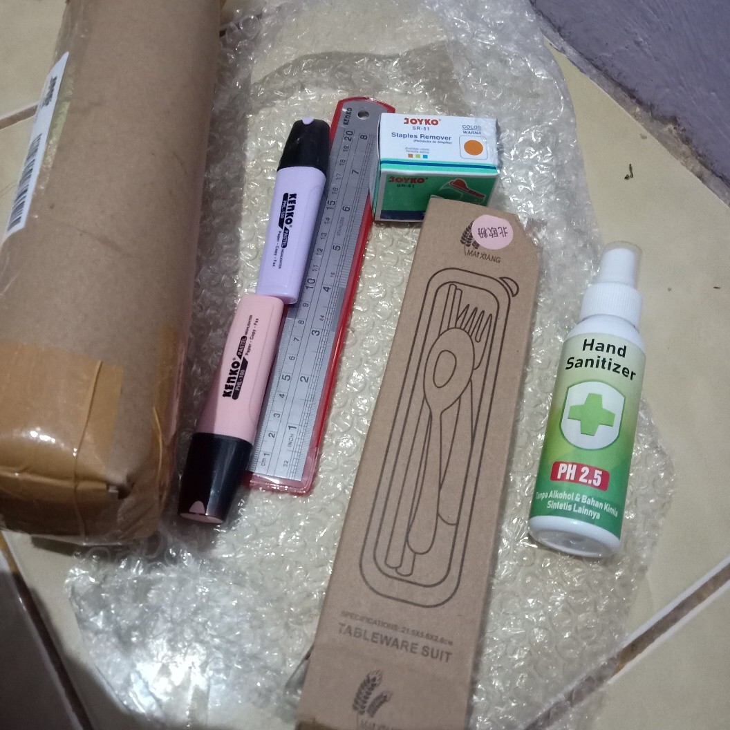 Set Alat Makan Wheat Kotak Persegi