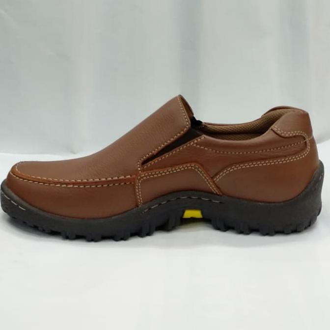 sepatu kulit pakalolo N8815 hitam sepatu pantofel pria original 39-44 - ,