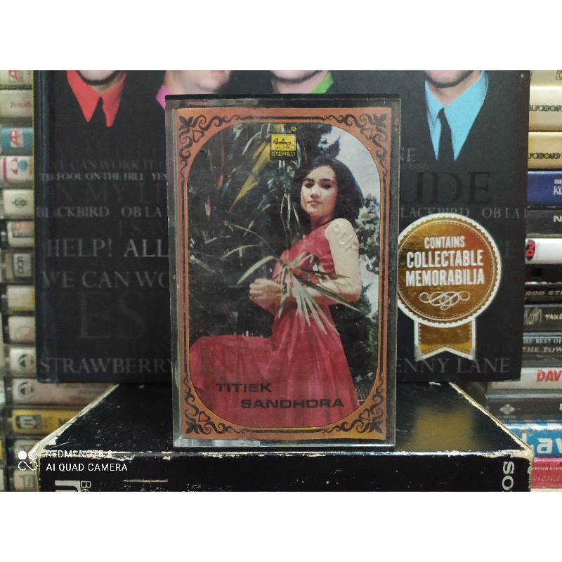 Kaset Pita : TITIEK SANDHORA & Band 4 Nada