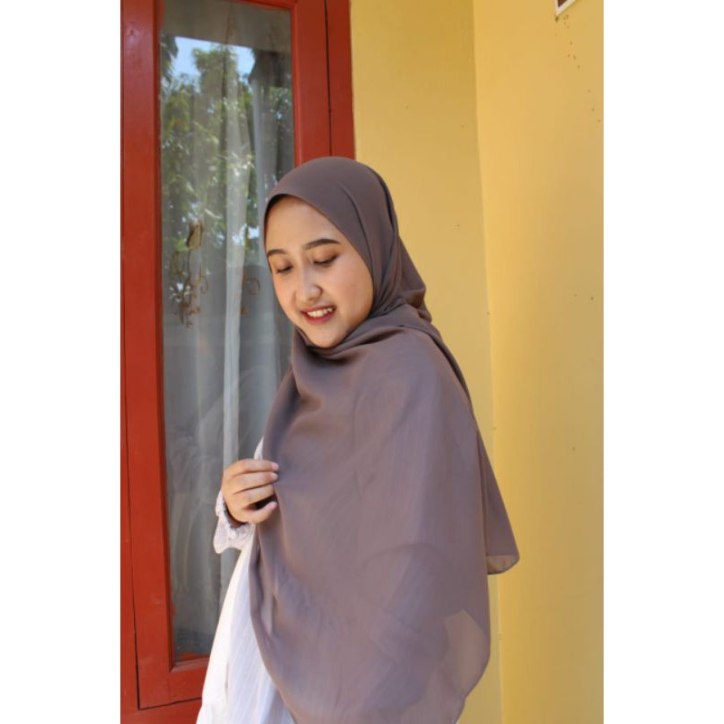 Pashmina Heavy Chiffon Premium / Pashmina malaysian shawl / Pashmina warna nude