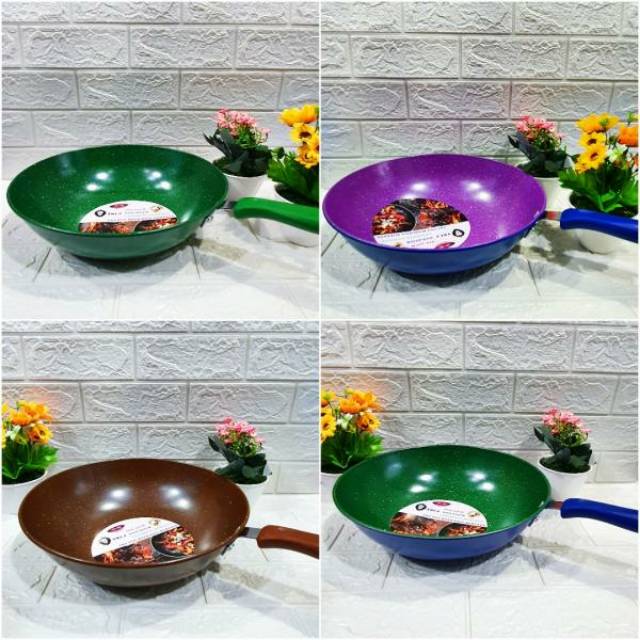 Wajan gagang berwarna / penggoreng berwarna