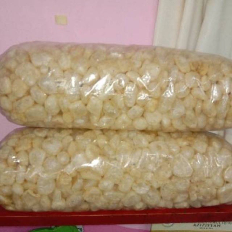 

1 BAL KERUPUK KULIT PREMIUM (1 KG) ASIN / PEDAS (DI JAMIN ENAK KUALITAS PREMIUM)