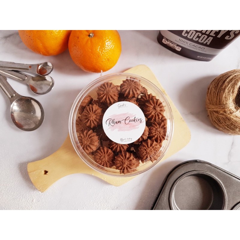 

Kue kering Chocolate Rhum Cookies premium dengan butter wijsman