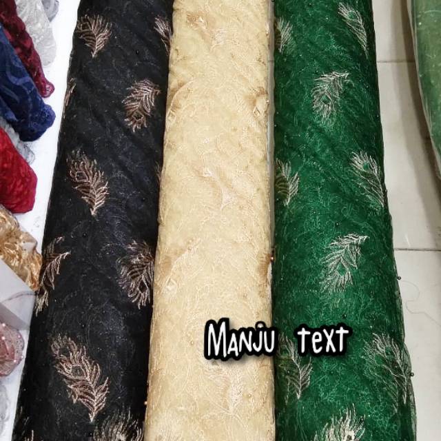 Kain -bahan tile mutiara motif bulu merak/cocok untuk gaun,dress atasan kebaya,seragaman,dll terbaru