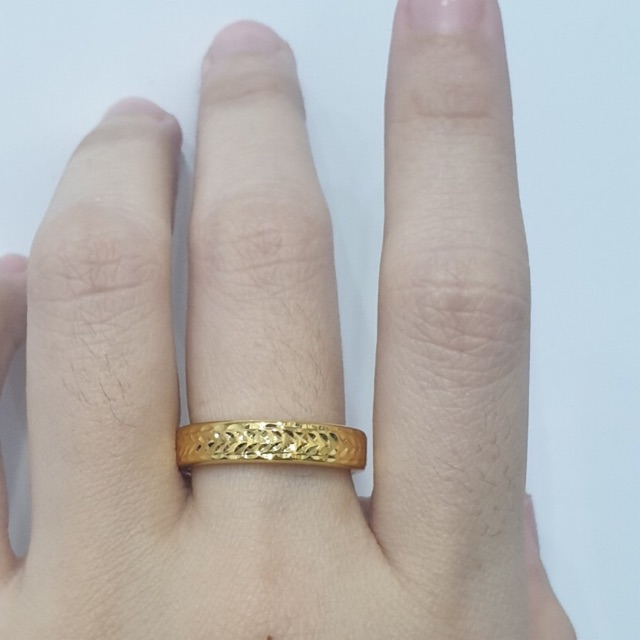 Cincin emas asli kadar 700 model polos untuk pria dan wanita 114 uk 17