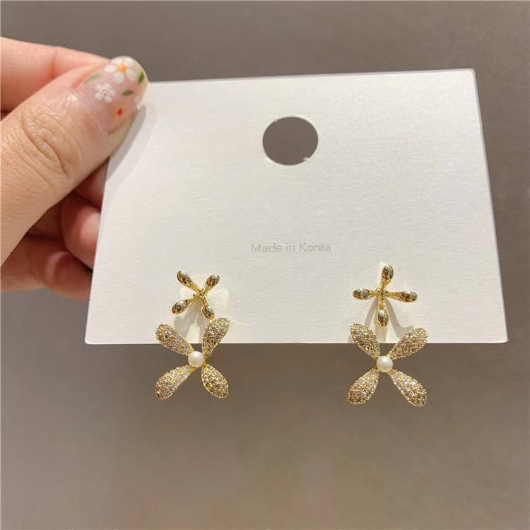 2021 baru trendi sterling silver jarum anting-anting wanita bermartabat bunga anting-anting Korea on