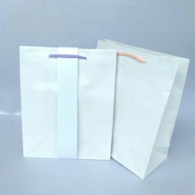 PAPER BAG KADO PAPERBAG WARNA TAS KERTAS PUTIH SIZE M