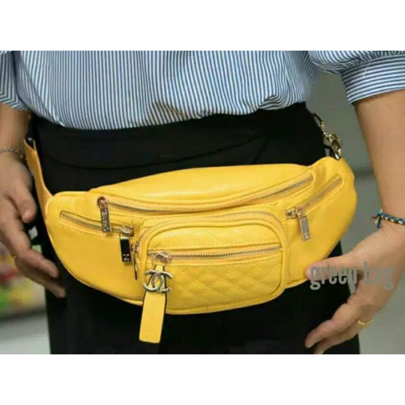 tas chanel ori / tas pinggang import