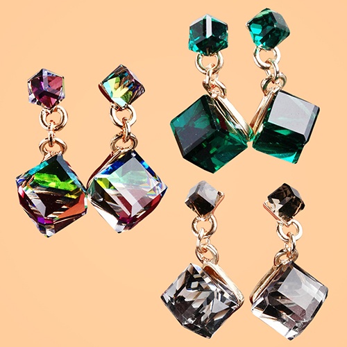 Hu Hu Hu Hu Hu Alat Bantu Pasang Kacamata♡ Anting Stud Liontin Bentuk Kubik Persegi Gaya Korea Untuk Wanita