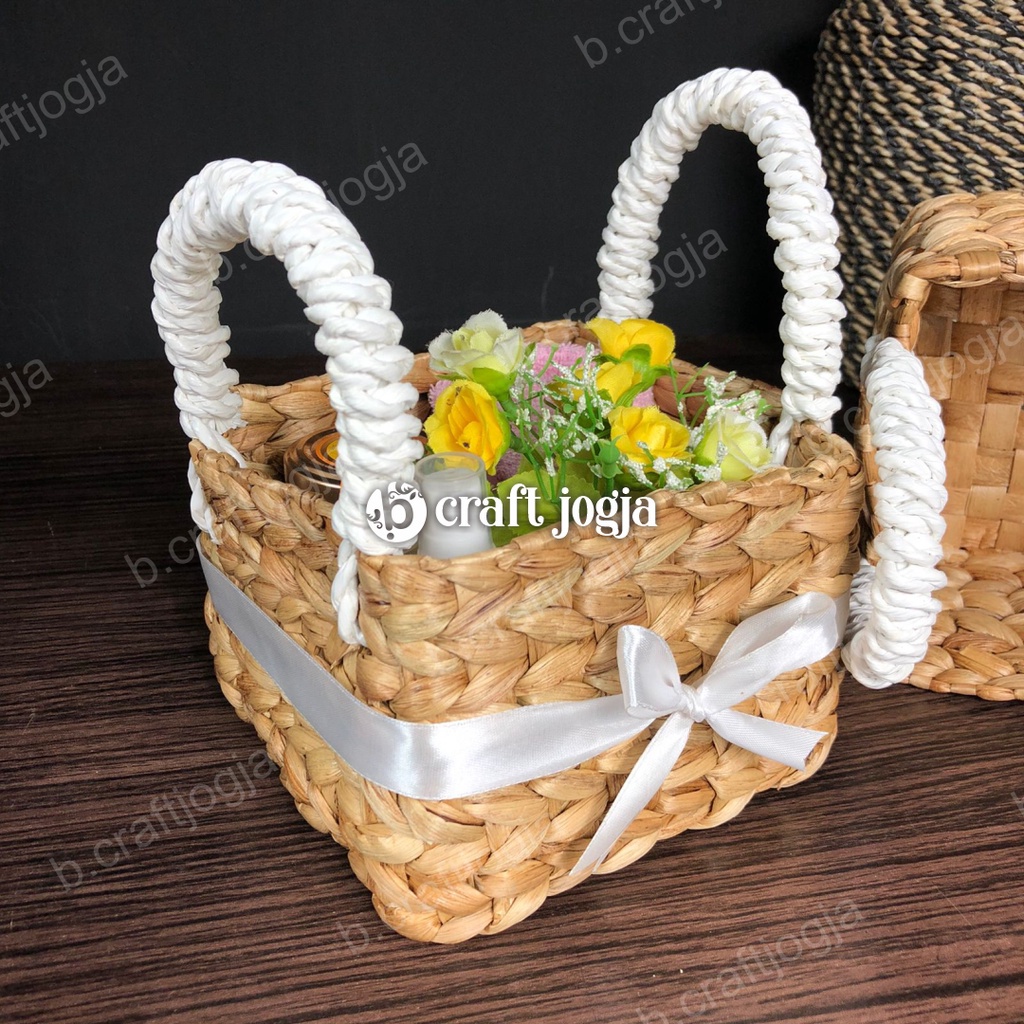 Keranjang Hampers Anyaman Enceng Gondok Kerajinan Anyaman Jogja