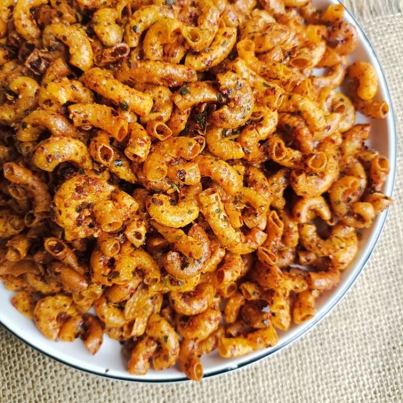 

makaroni pedas daun jeruk