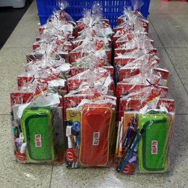 

Terpopuler ! PAKET ALAT TULIS LENGKAP / PAKET ALAT TULIS SEKOLAH ALAT