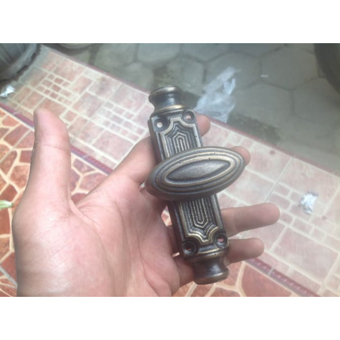 Kunci gembok spanyol - espanyolet ( espagnolette ) kuningan antik Murah