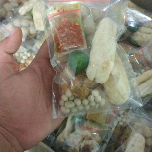 

Boci ekonomis ada bakso aci