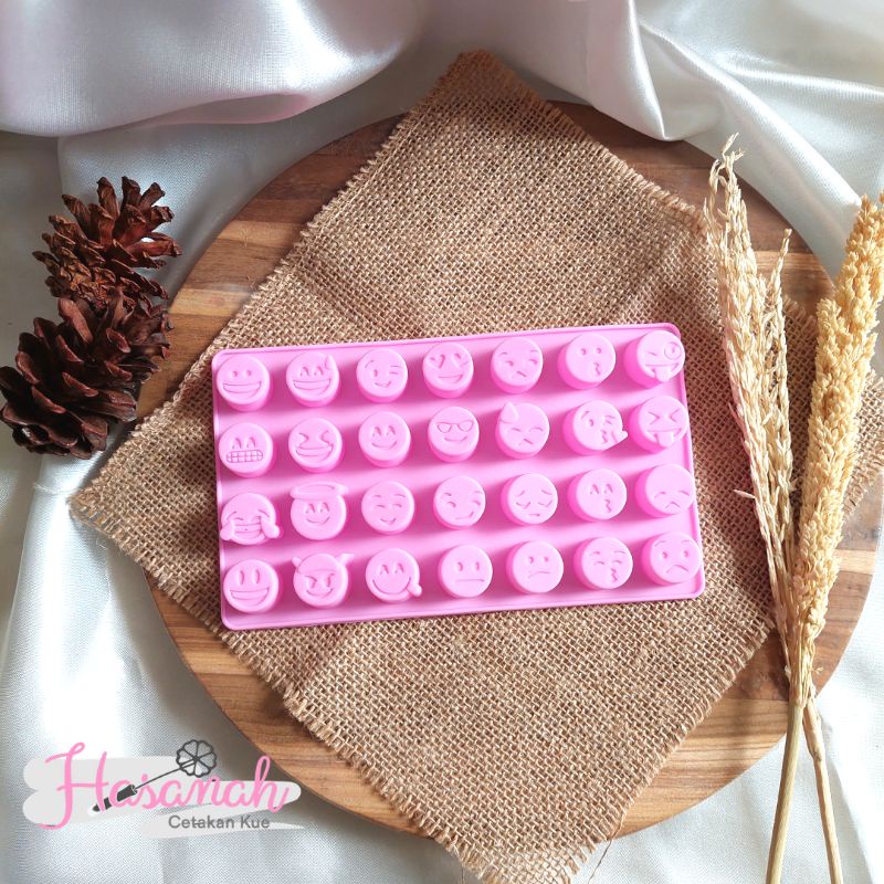 Cetakan Coklat Jelly Es Batu Silikon Emoji Emoticon