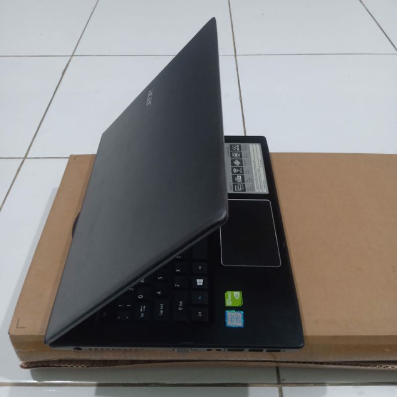 Laptop Acer Aspire E5-476G Core i5-8250U Gen 8th Double Vga Nvidia Geforce MX130 2 GB Ram 4GB HDD 1TB Windows 10