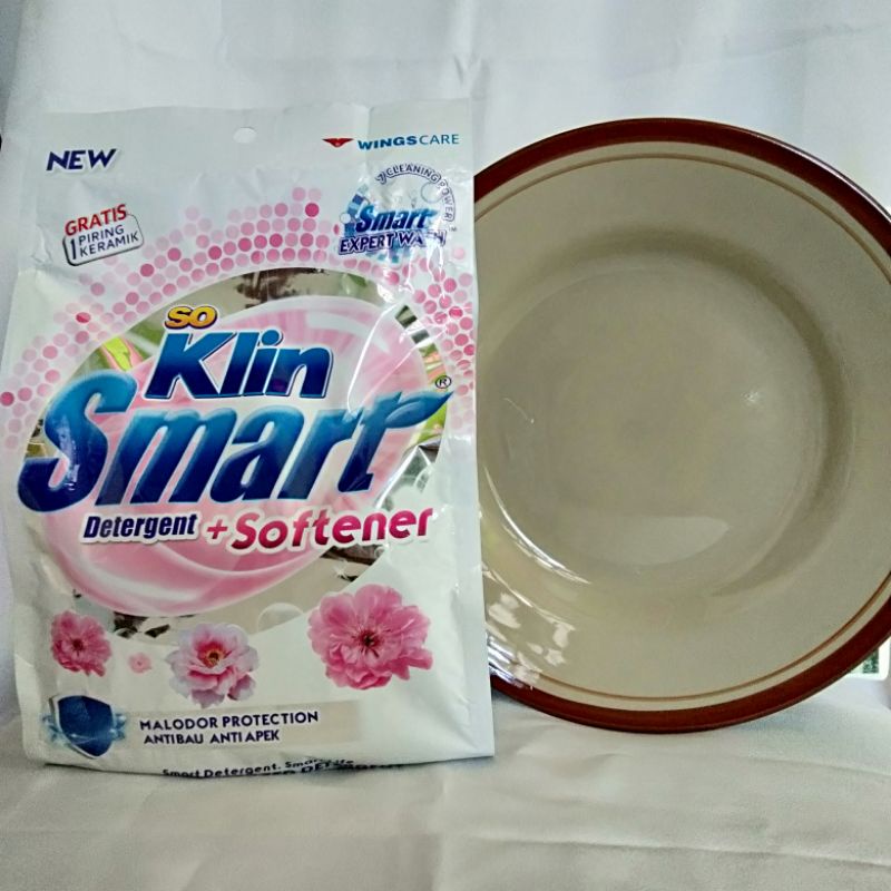 soklin smart detergen+softener 800gr gratis piring keramik cantik