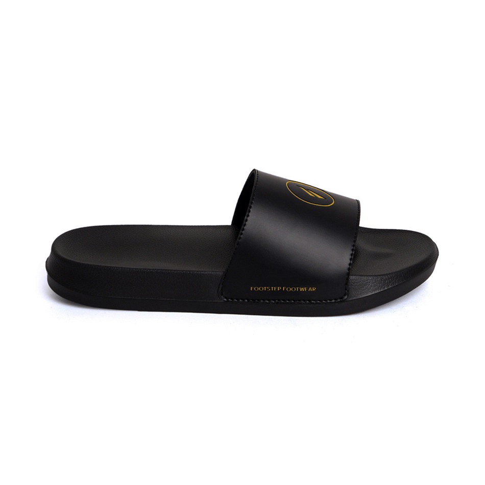 CURVA GOLD ORIGINAL x FOOTSTEP Sandal Casual Hitam Pria Sendal Slide Jalan Santai Harian Slippers Hangout Main Lebaran Slop Selop Karet Anti Slip Premium Slip On Remaja Dewasa Flip Flop Kerja Formal Sport Fashion Footwear Keren Terbaru Kekinian Branded