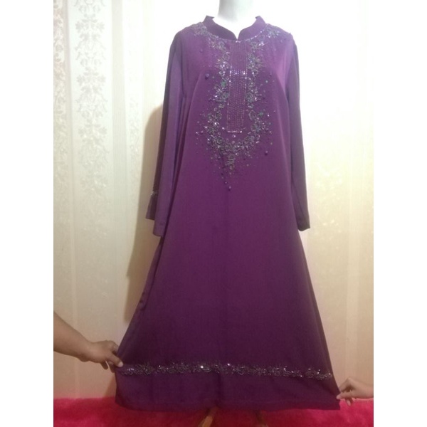 Preloved PL Gamis Warna Ungu Terong Aksen Payet2
