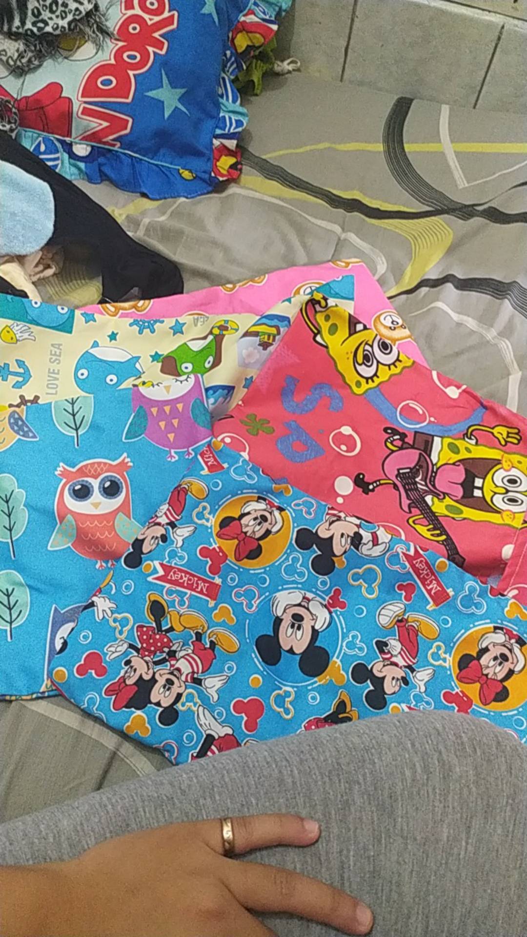 Cod Sarung Bantal / Guling Ecer / 1 Set Dewasa