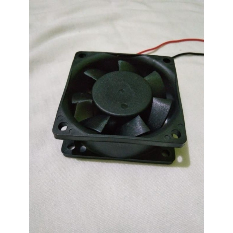 FAN DC 12V 6Cm x 6Cm