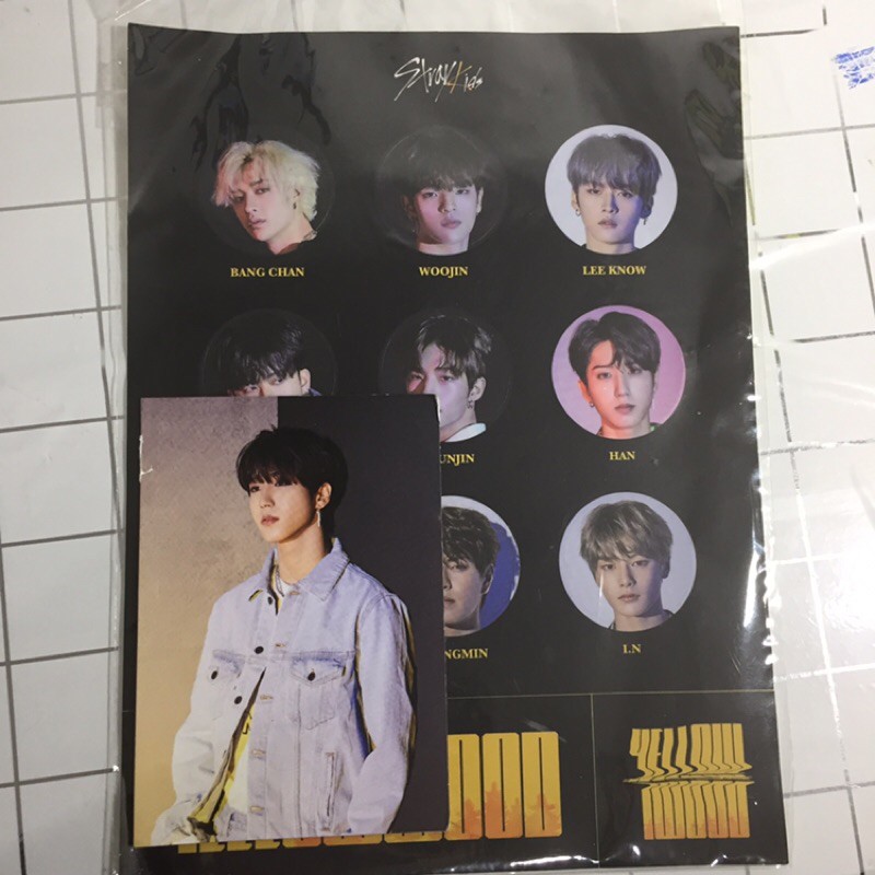 Straykids Yellow Wood - Pob yw card Han jisung & Sticker set