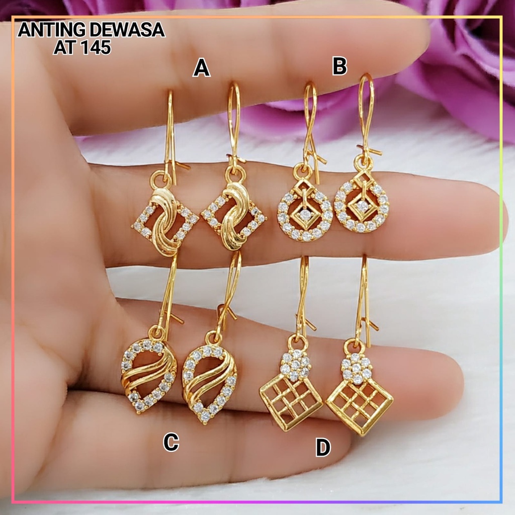 Anting Xuping Anting Jurai Dewasa Segitiga Wafle Perhiasan Lapis Emas Gold AT 145