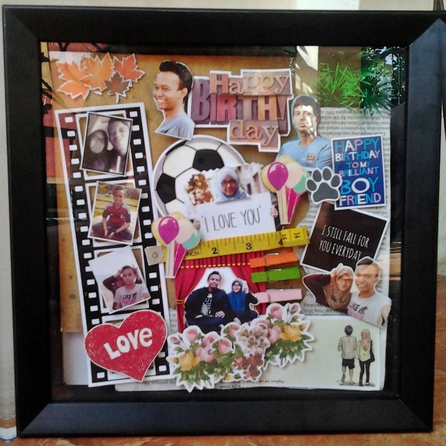 

Customized Scrapbook 37