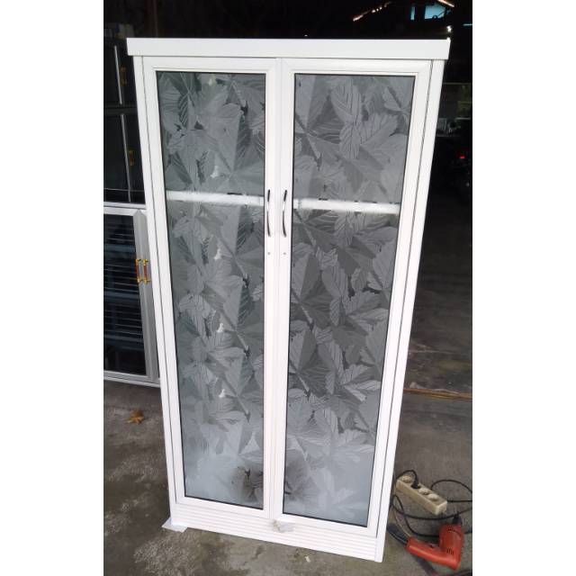 Lemari mukena aluminium