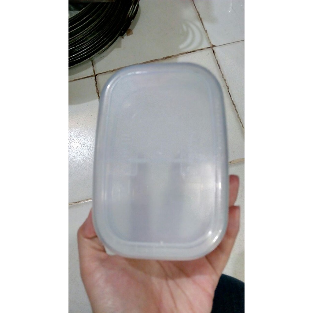 Tempat / Kotak Makan Lion Star Sekat