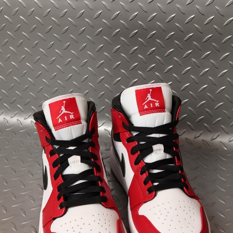 aj 1 chicago mid