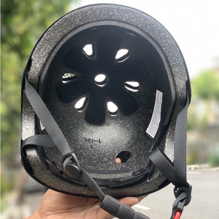 Helm Sepatu Roda Inline Skate M-cro (Micro) Round Black