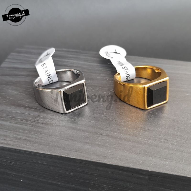 Cincin Pria Titanium Staniless Stell Anti Karat Cincin Black Onyx