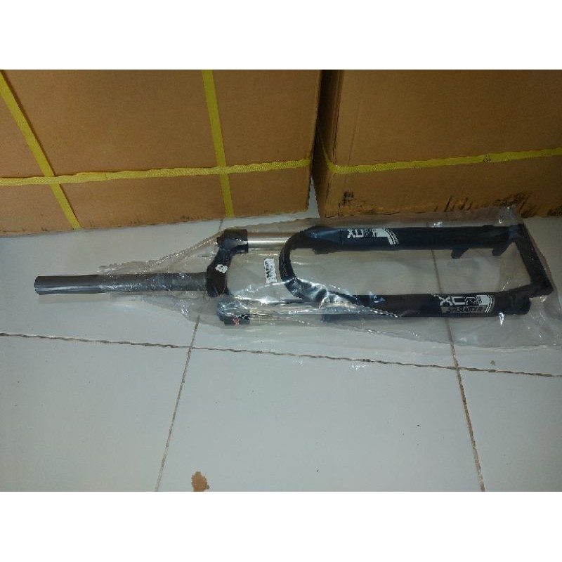 fork sepeda 29 inch Suntour XCR 32mm T120mm COIL QR