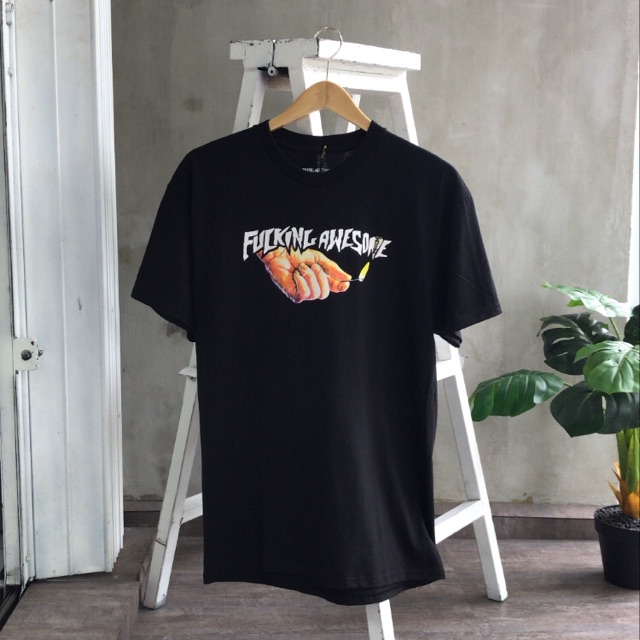 T-SHIRT FUCKING AWESOME BLACK
